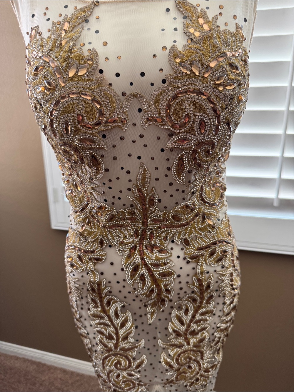 Size 6 Azzure high end couture gown. Missing button pageant glitz glamour - Picture 4 of 16